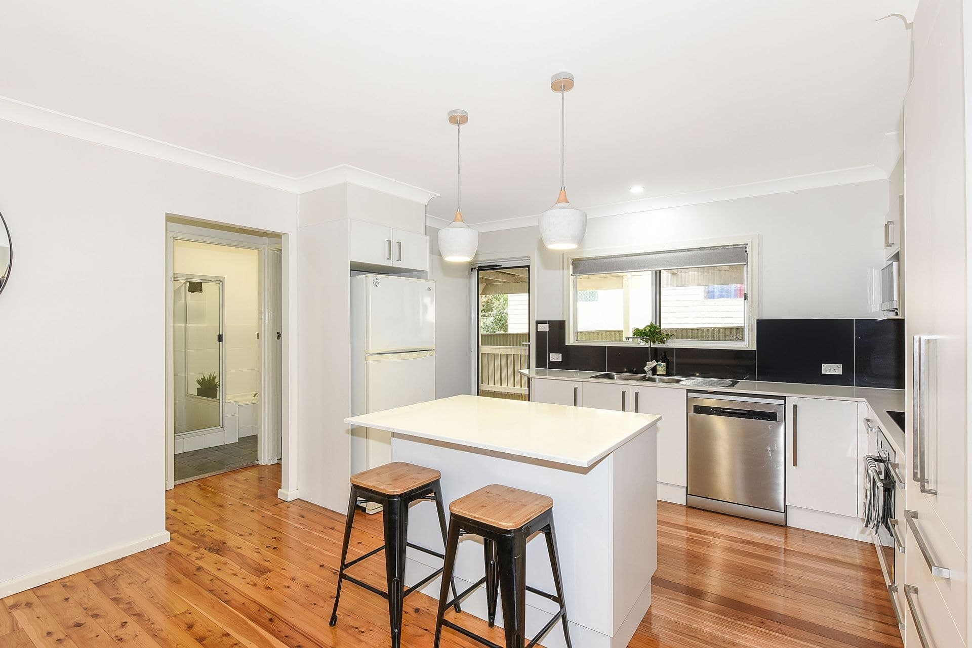 167 Lake Road Port Macquarie NSW, Port Macquarie - Thumbnail 4