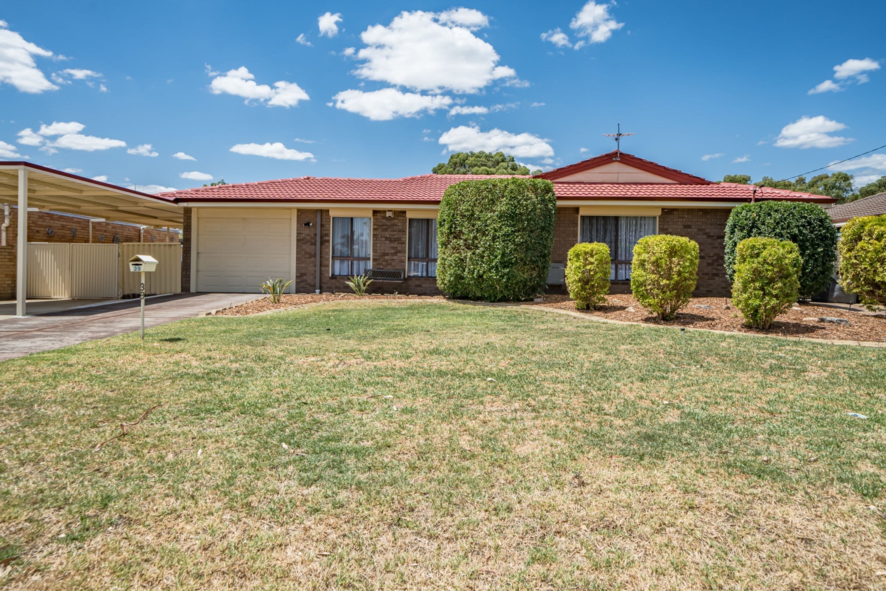 39 Hibiscus Road, Maddington, Maddington - Image 1