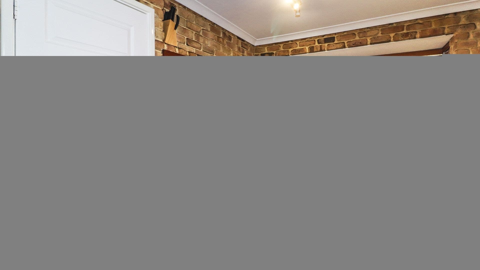 155 Oakmont Avenue, Meadow Springs, Meadow Springs - Thumbnail 3