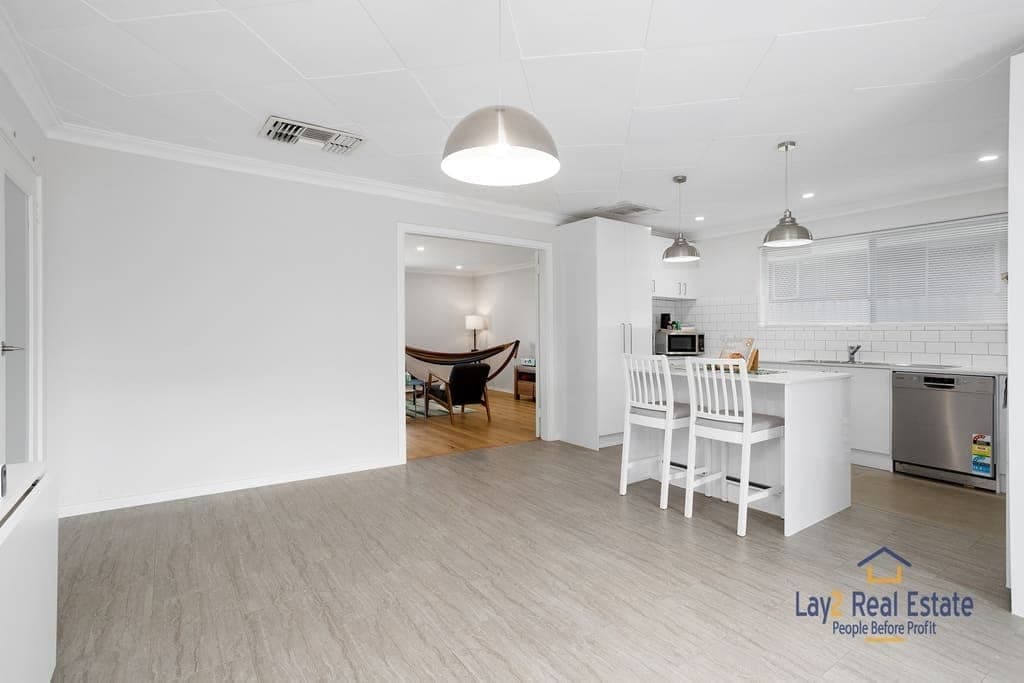 26 Babington Crescent Bayswater WA 6053 – Light, Bright, Renovated 3 x 2 on Easy Care Block, Bright - Thumbnail 4