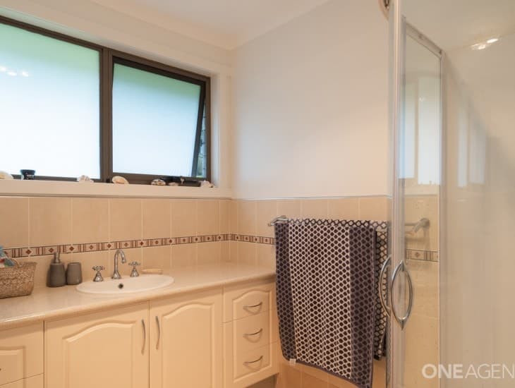 22 Malonga Drive, Shorewell Park - Thumbnail 5
