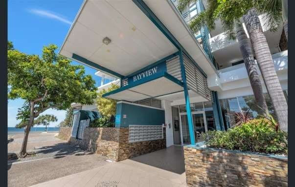 2/3 Angus Street, Clontarf - Image 1