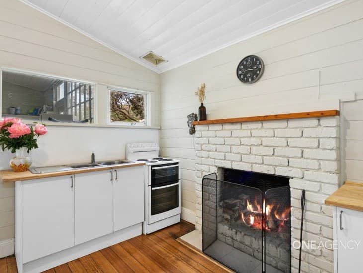 21 Hale Street, Stanley, Stanley - Thumbnail 4