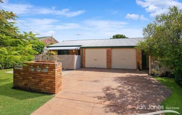 4, Scarborough - Image 1
