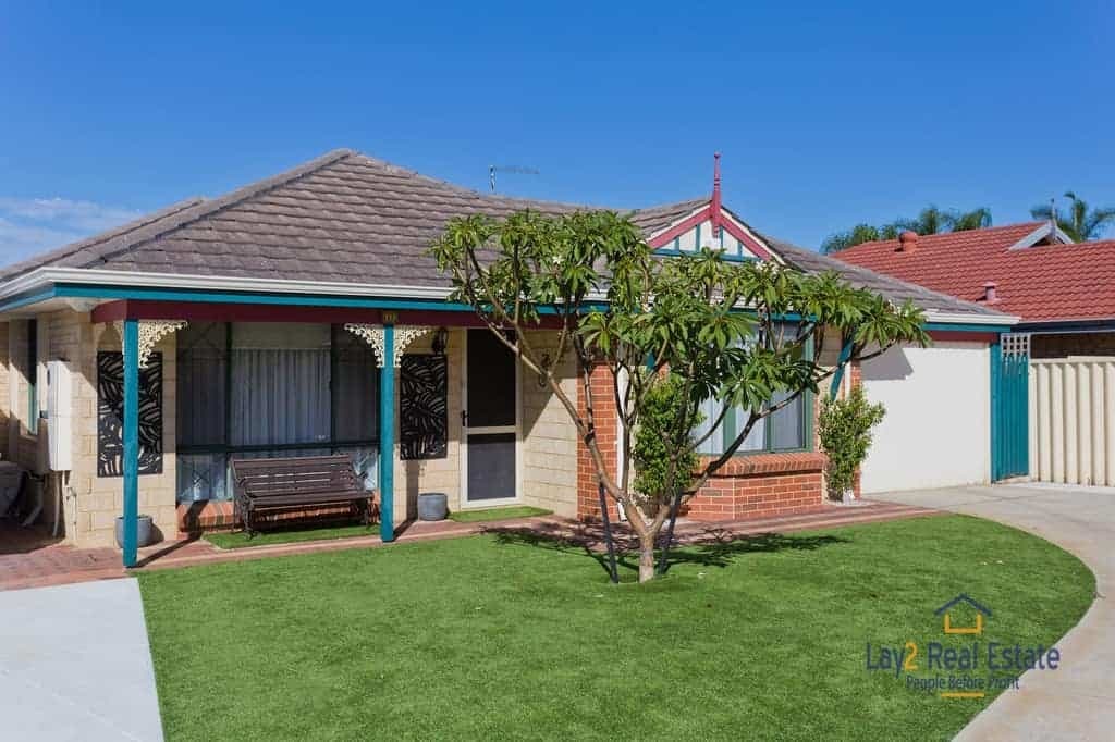 10 McKinley Court, Caversham WA 6065. Affordable Low Maintenance 3 bedroom home on 584sqm, Caversham - Thumbnail 3