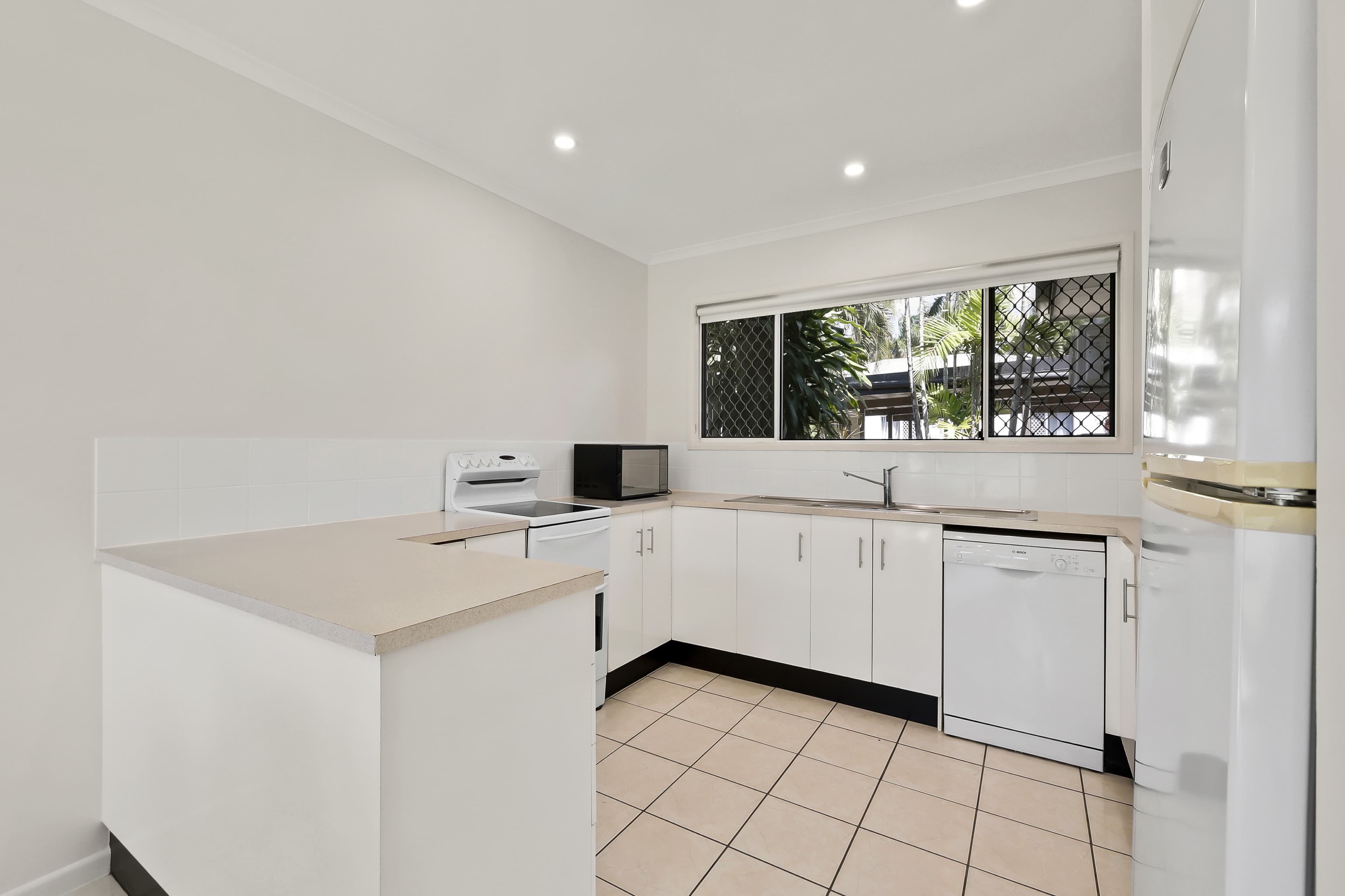 34/9 Pacific Drive, Blacks Beach - Thumbnail 6