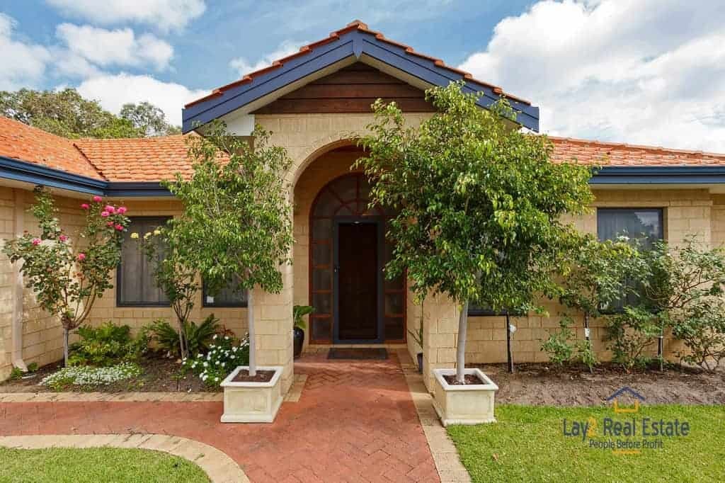 3 Bed, 2 Bath, 2 Living Areas., 2 Living Areas. - Image 1
