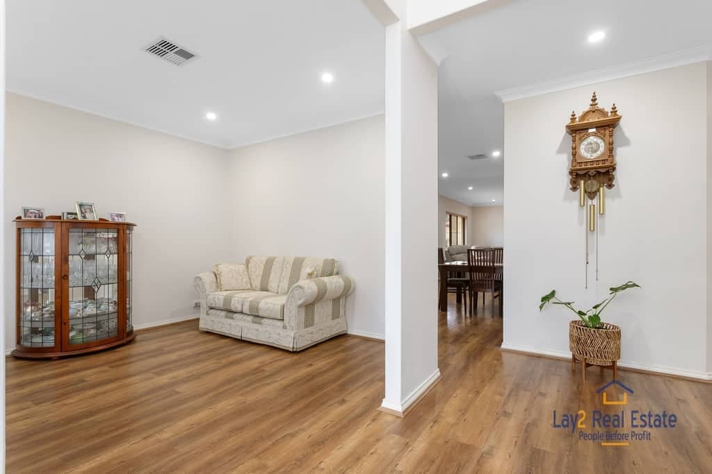 3 Bed, 2 Bath, 2 Living Areas., 2 Living Areas. - Thumbnail 4