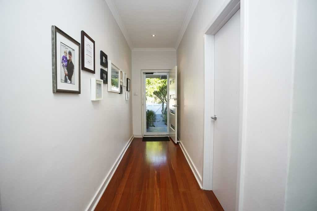 6 Kitchener Avenue Bayswater 6053 – Big Block, Great Location, Comfortable Home, Great Location - Thumbnail 3