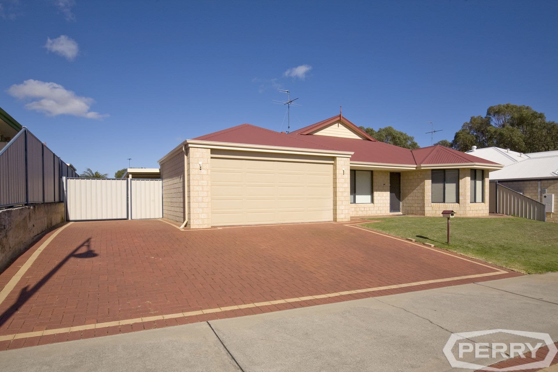 21 Portrush Parade Meadow Springs WA, Meadow Springs - Thumbnail 3