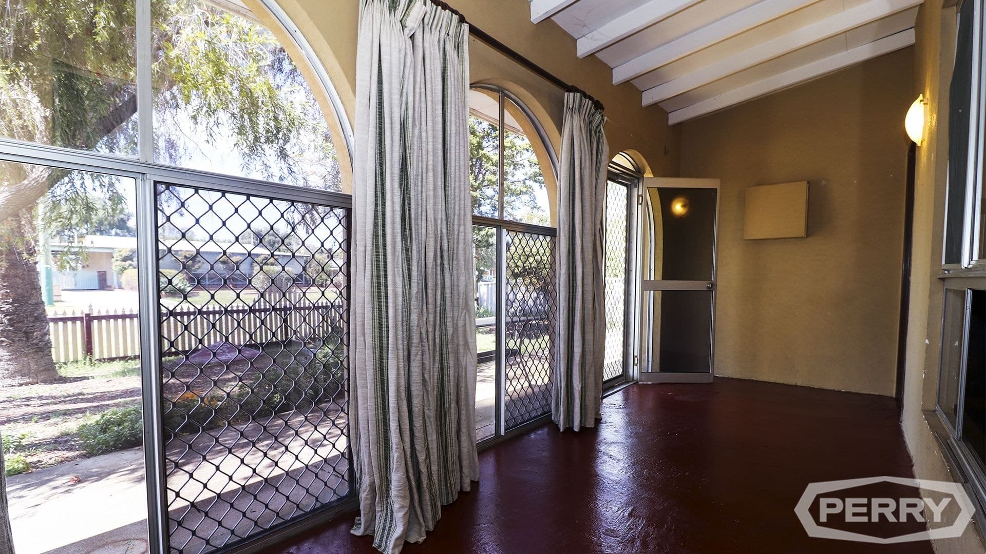 35 Ellendale Street, Golden Bay, Golden Bay - Thumbnail 3