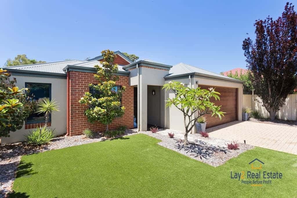 25 Jacqueline Street, Ashfield – Bayswater Border – Modern, Stylish 4 Bedroom Home  – Ideal for Couples, Professionals or Downsizers., Ashfield – Bayswater Border – Modern - Image 1