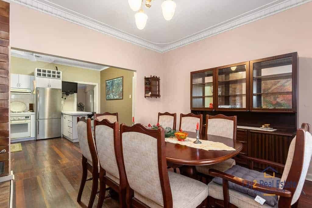 3 Constance St, Bayswater WA 6053. Huge 1091sqm block with comfortable home. Opportunity knocking., Bayswater - Thumbnail 8