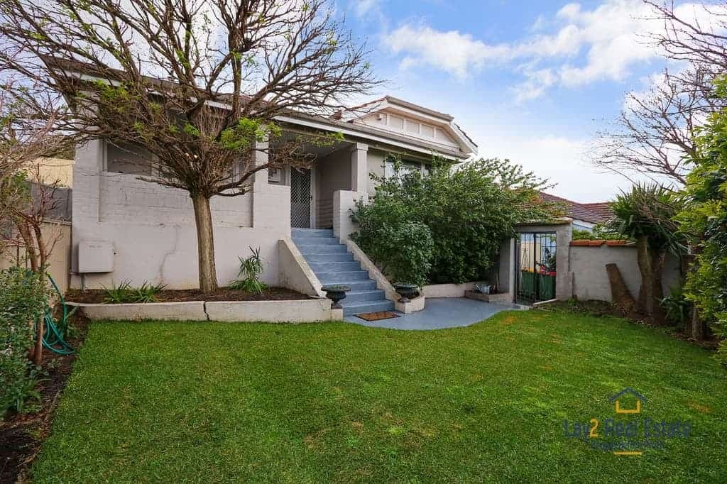 99 Garratt Road, Bayswater. Bayswater character three bedroom home with large rooms., Bayswater. Bayswater Character Three Bedroom Home With Large Rooms - Image 1