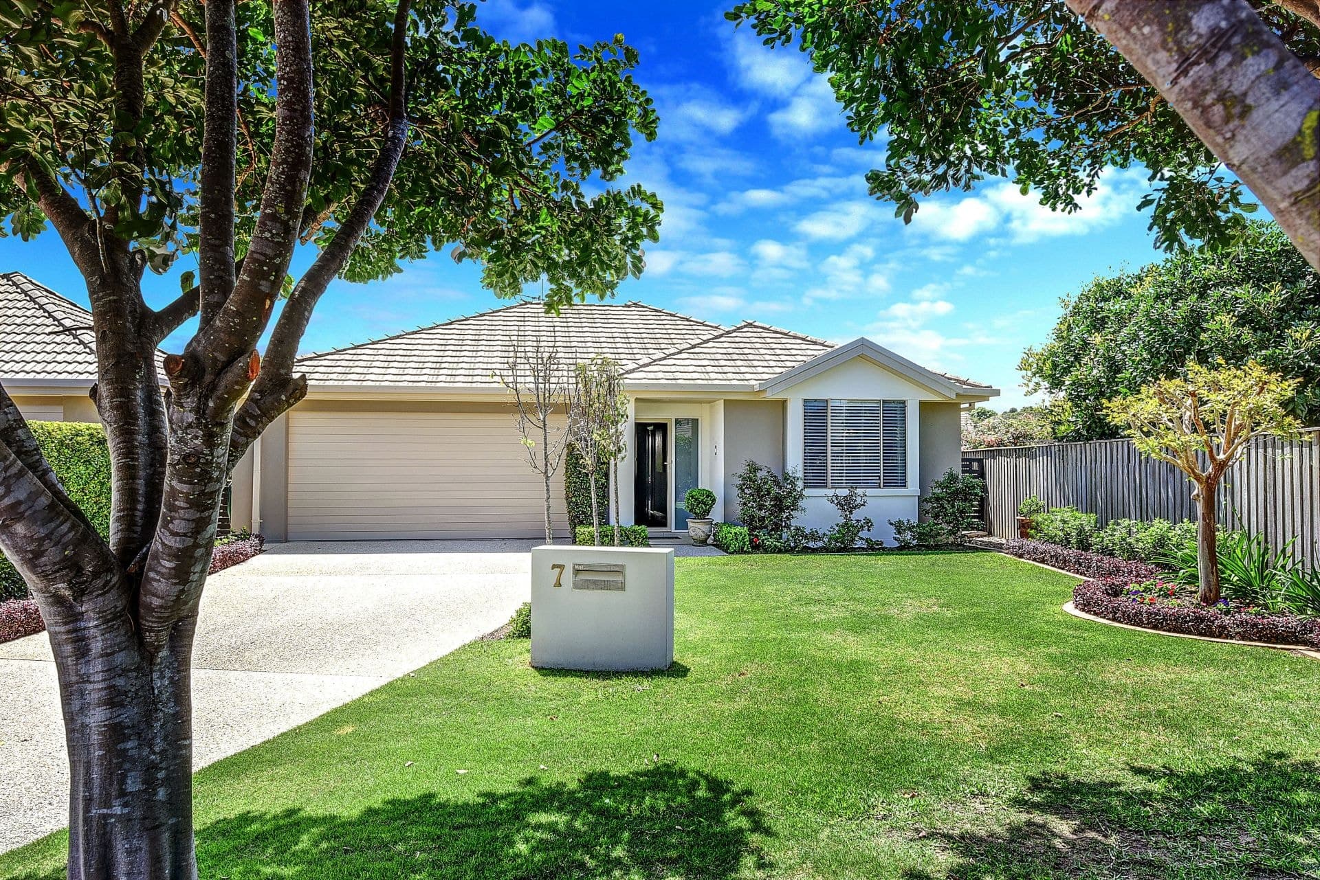 7 Sylvan Grove Port Macquarie NSW, Port Macquarie - Image 1