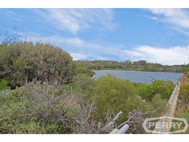22 Lakeway Retreat DAWESVILLE WA, Dawesville - Thumbnail 6