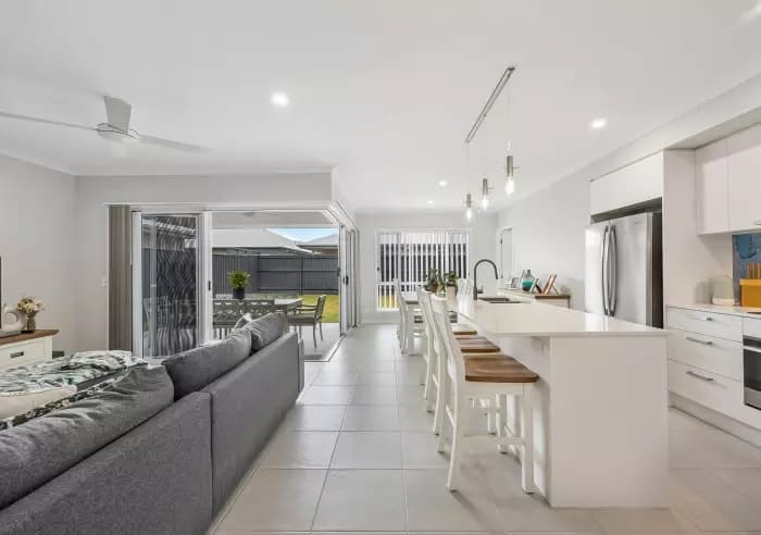 6 Granite Street, Banya, Tender - Thumbnail 4