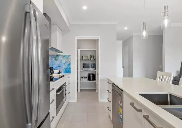 6 Granite Street, Banya, Tender - Thumbnail 5