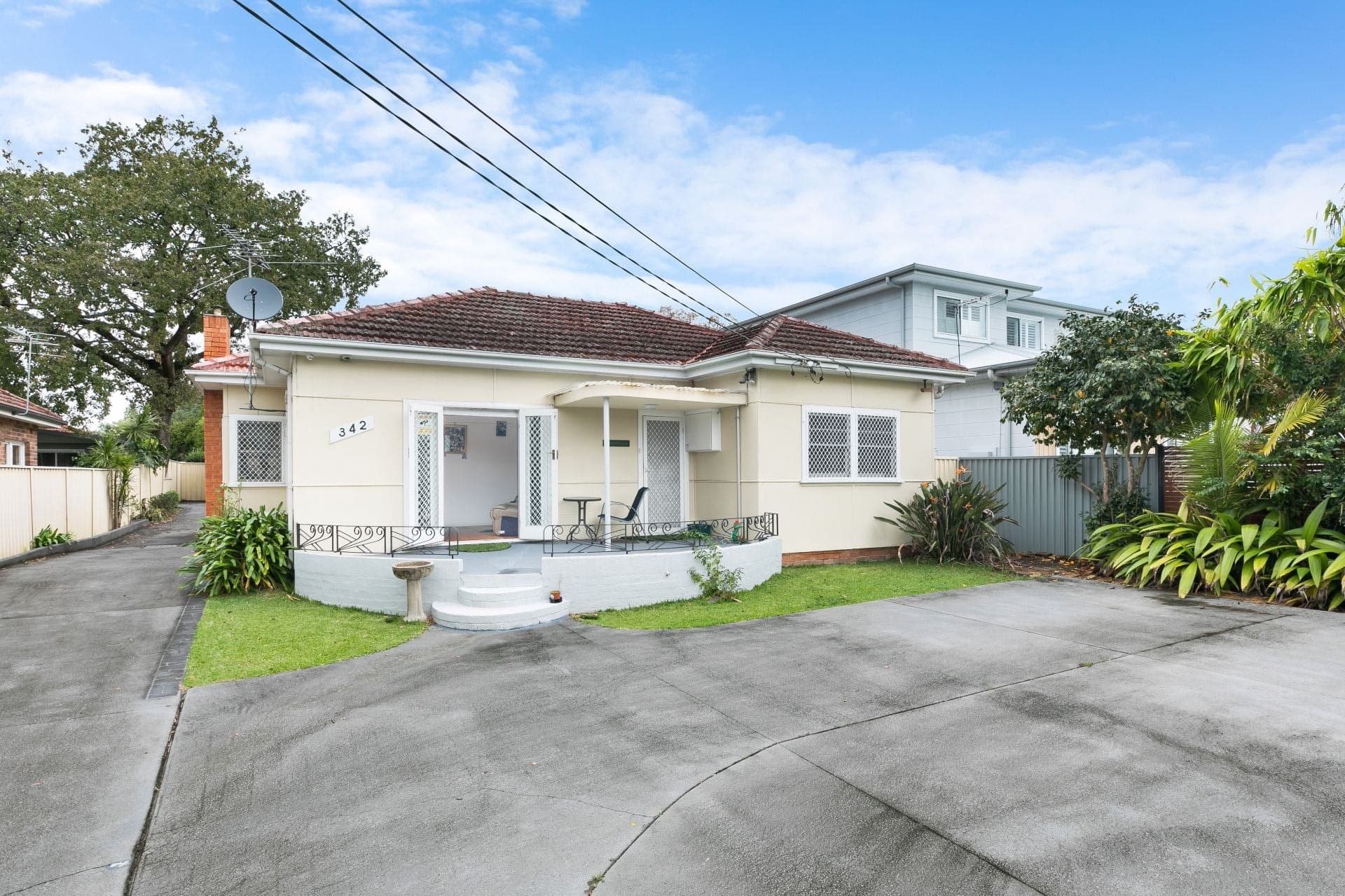 342 President Avenue Gymea NSW, Gymea - Image 1