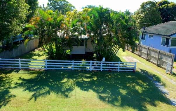 13 Sampson St, Deception Bay - Image 1