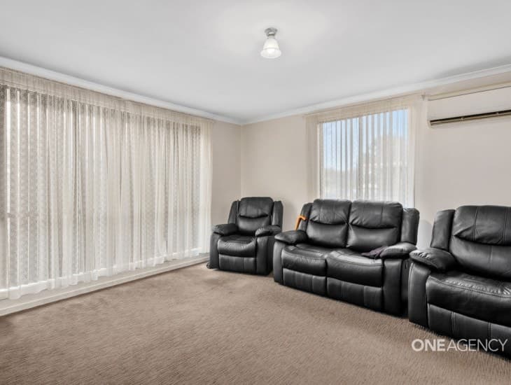 11 Lialeeta Crescent, Smithton, Smithton - Thumbnail 3
