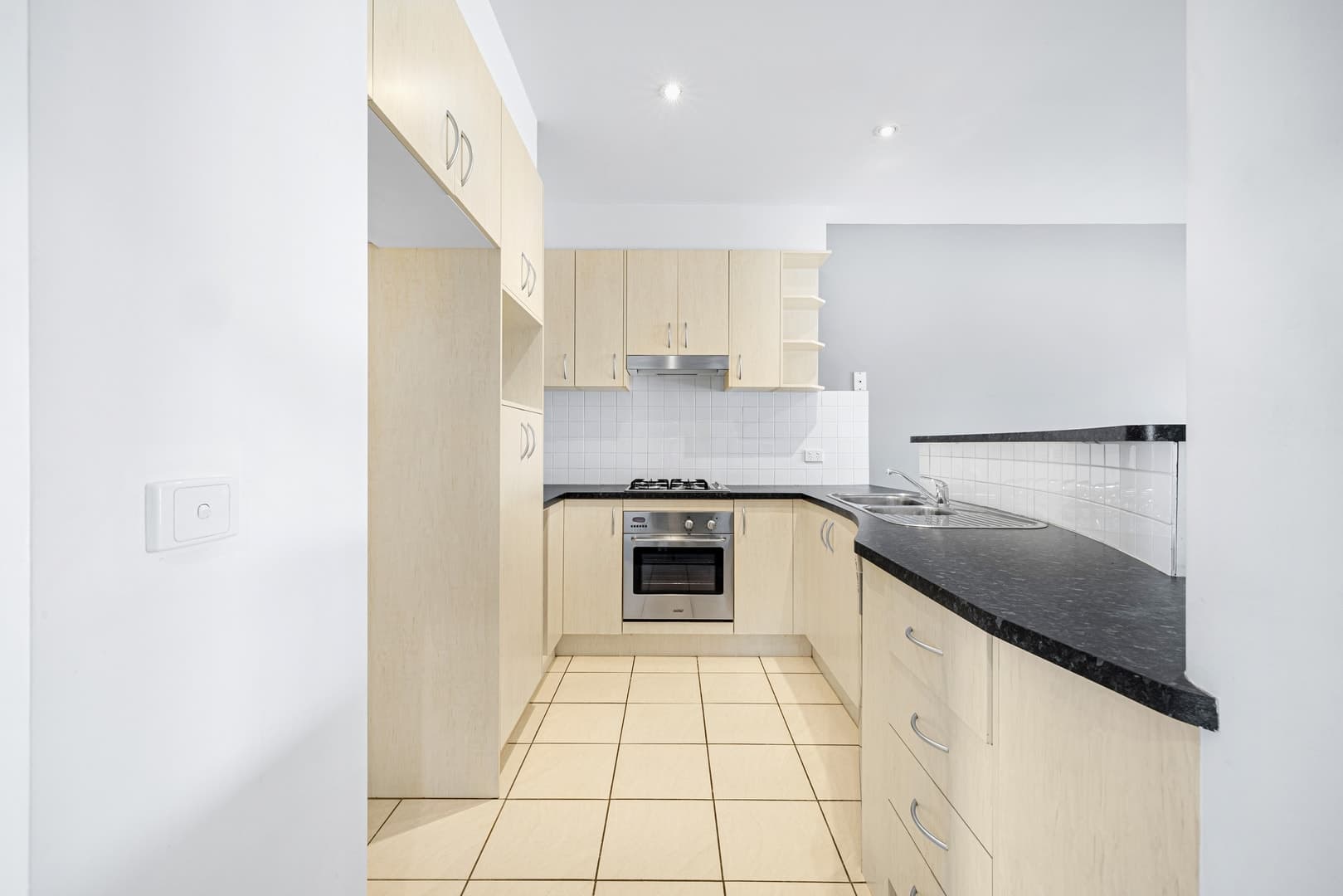 8/7 Wise Street, Braddon ACT 2612, Braddon - Thumbnail 4