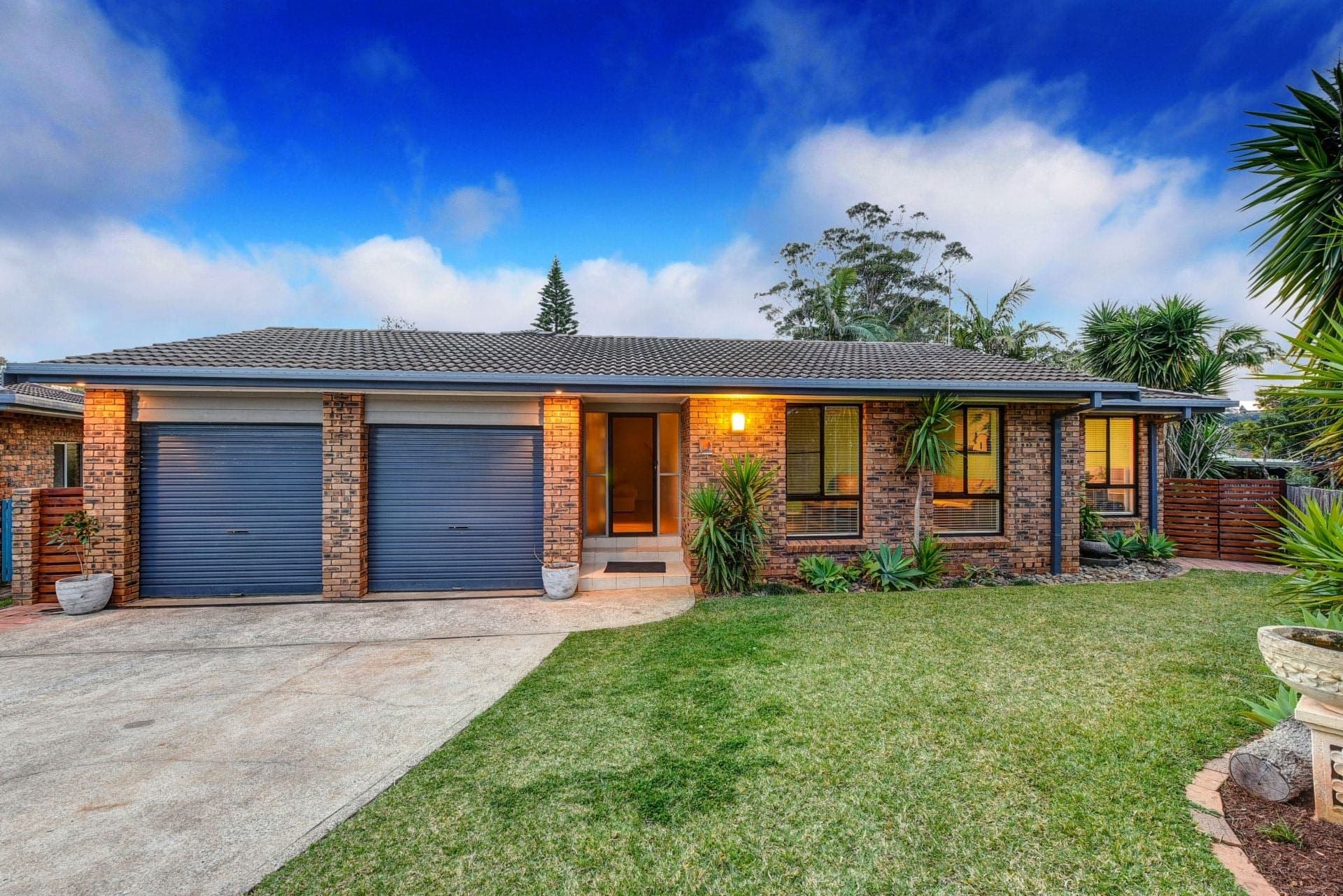 8 Gunda Place Port Macquarie NSW, Port Macquarie - Image 1