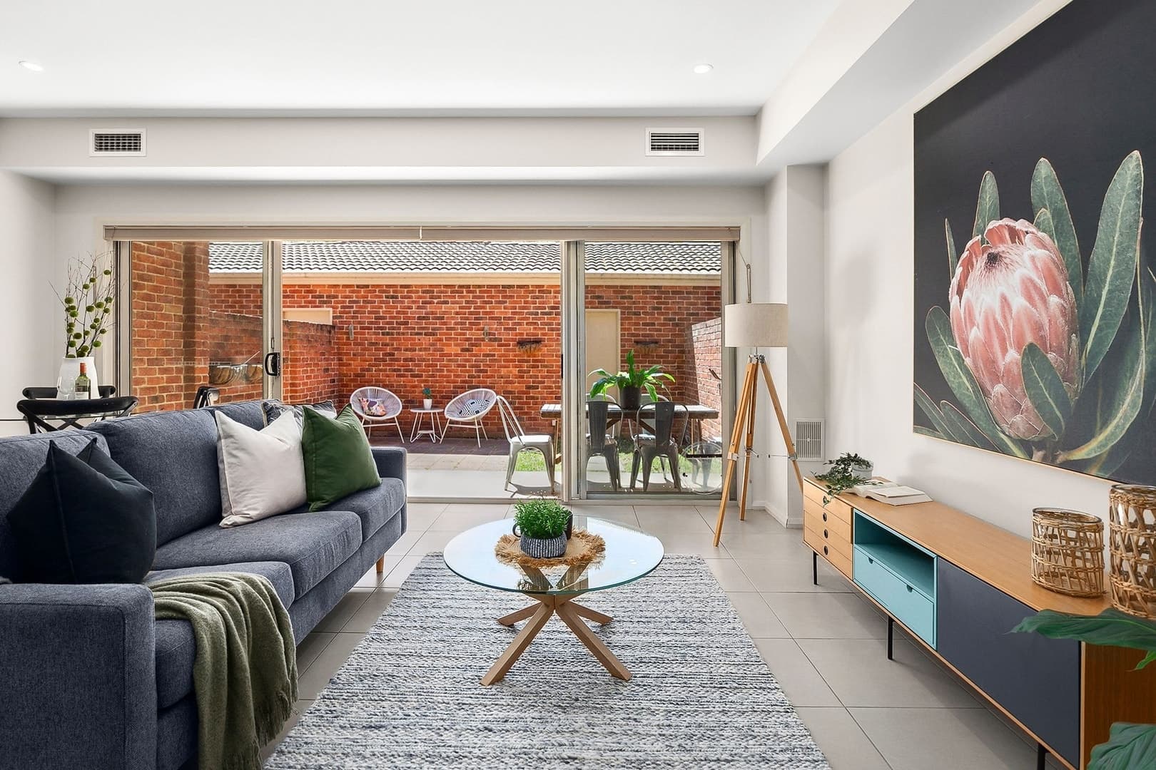 3/13 Helemon Street, Braddon ACT 2612, Braddon - Thumbnail 2