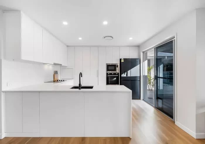 17  Lark Circuit, Mountain Creek, Tender - Thumbnail 5