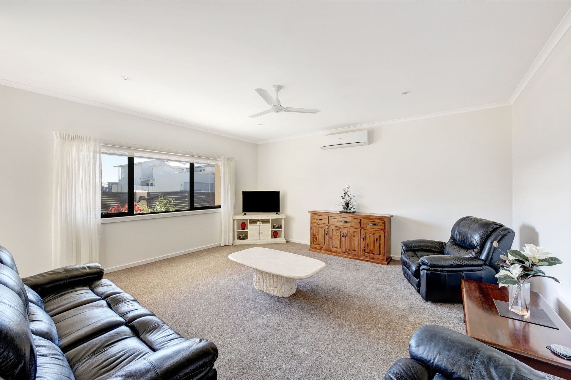 20 Harbourside Crescent Port Macquarie NSW, Port Macquarie - Thumbnail 3