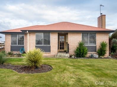 15 Martin Street, Wynyard, Wynyard - Image 1