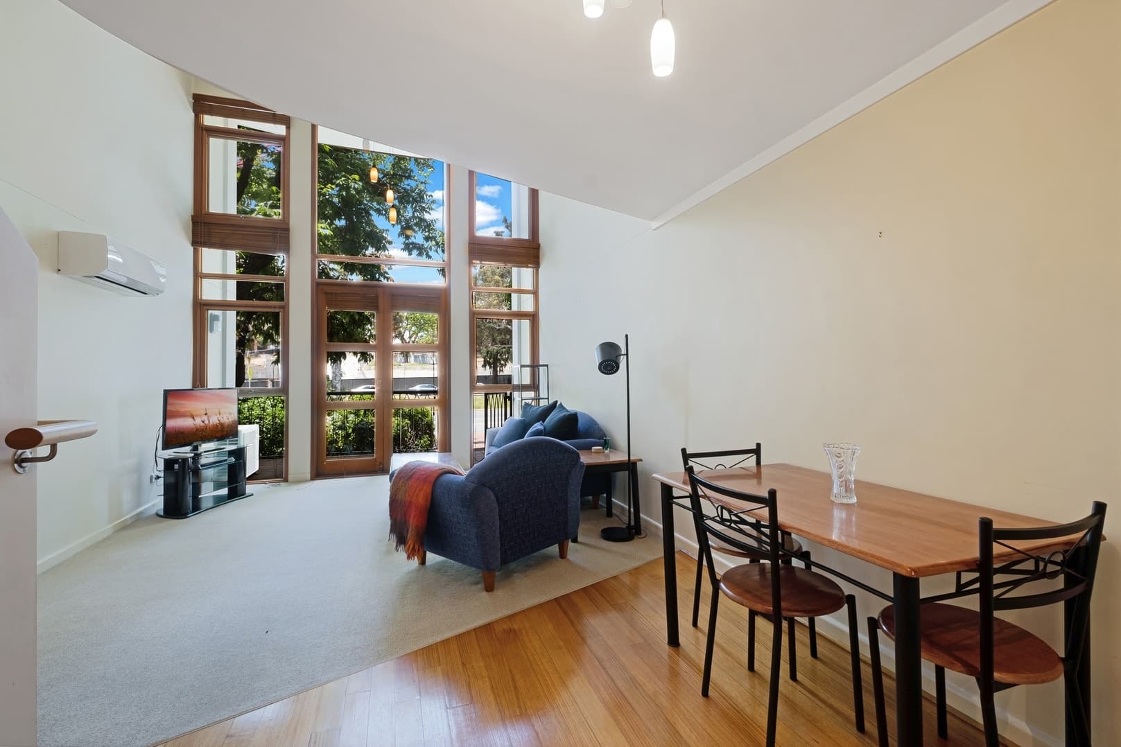 10/18 Captain Cook Crescent, Griffith ACT 2603, Griffith - Image 1