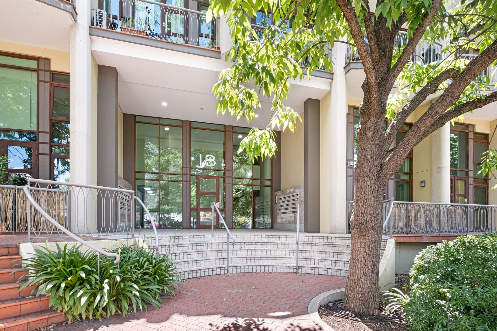 10/18 Captain Cook Crescent, Griffith ACT 2603, Griffith - Thumbnail 8