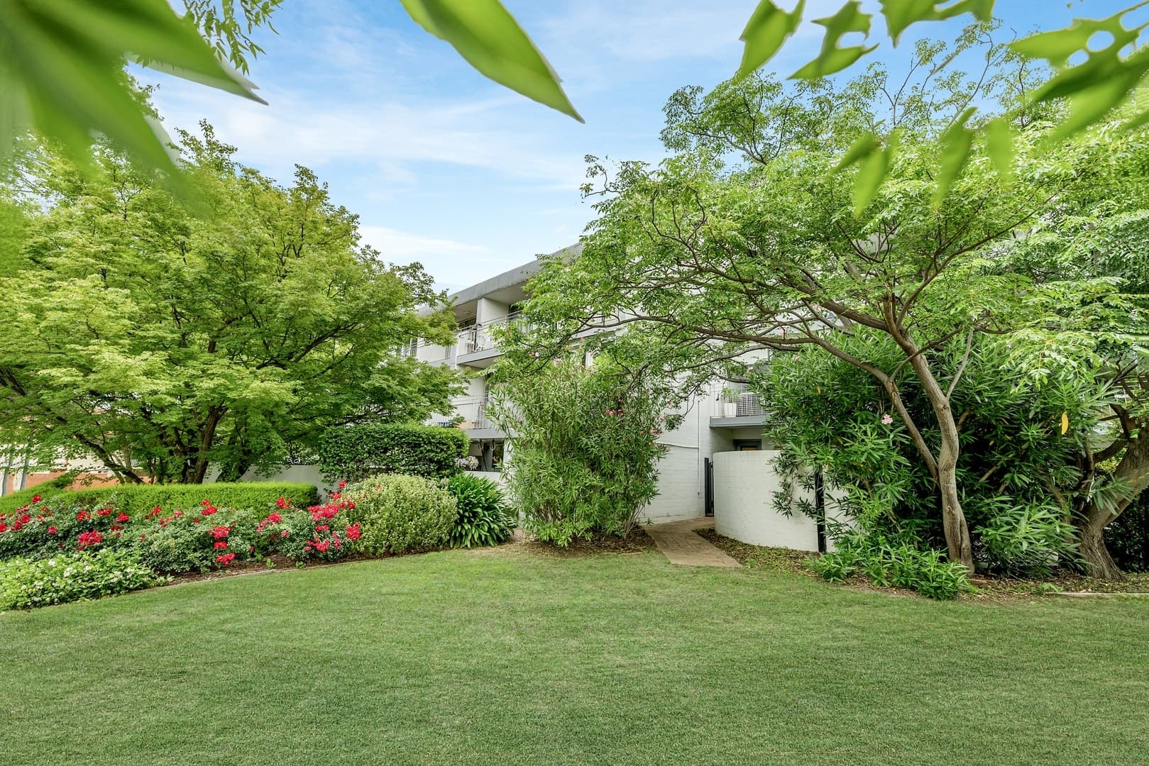 16/12 Howitt Street, Kingston ACT 2604, Kingston - Thumbnail 2