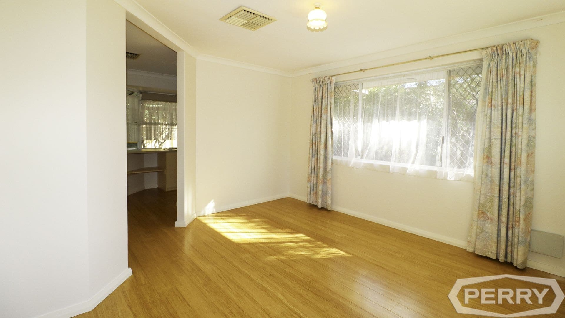 115 Steerforth Drive Coodanup WA, Coodanup - Thumbnail 4