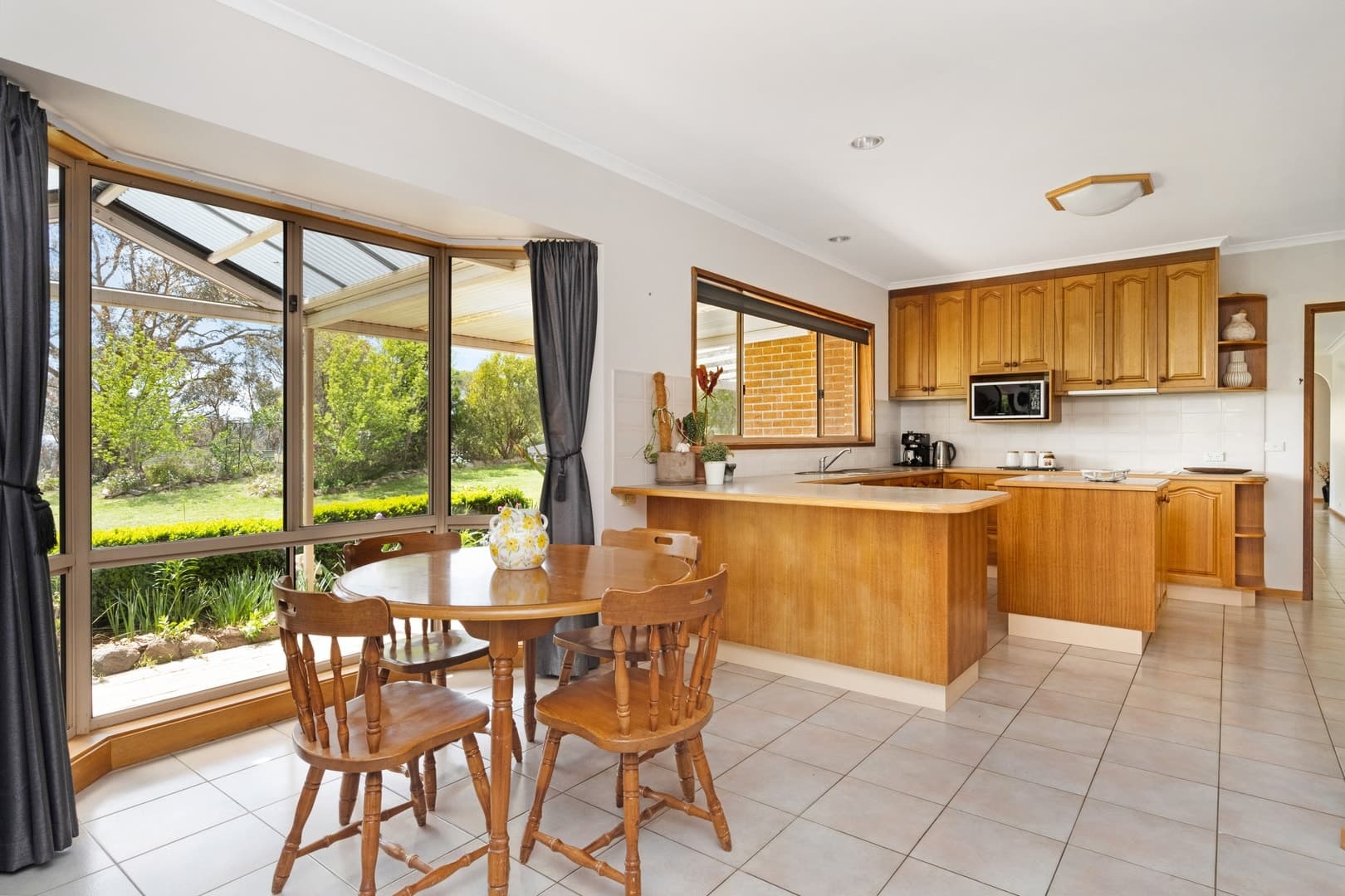 174 Fernleigh Drive, Googong NSW 2620, Googong - Thumbnail 6