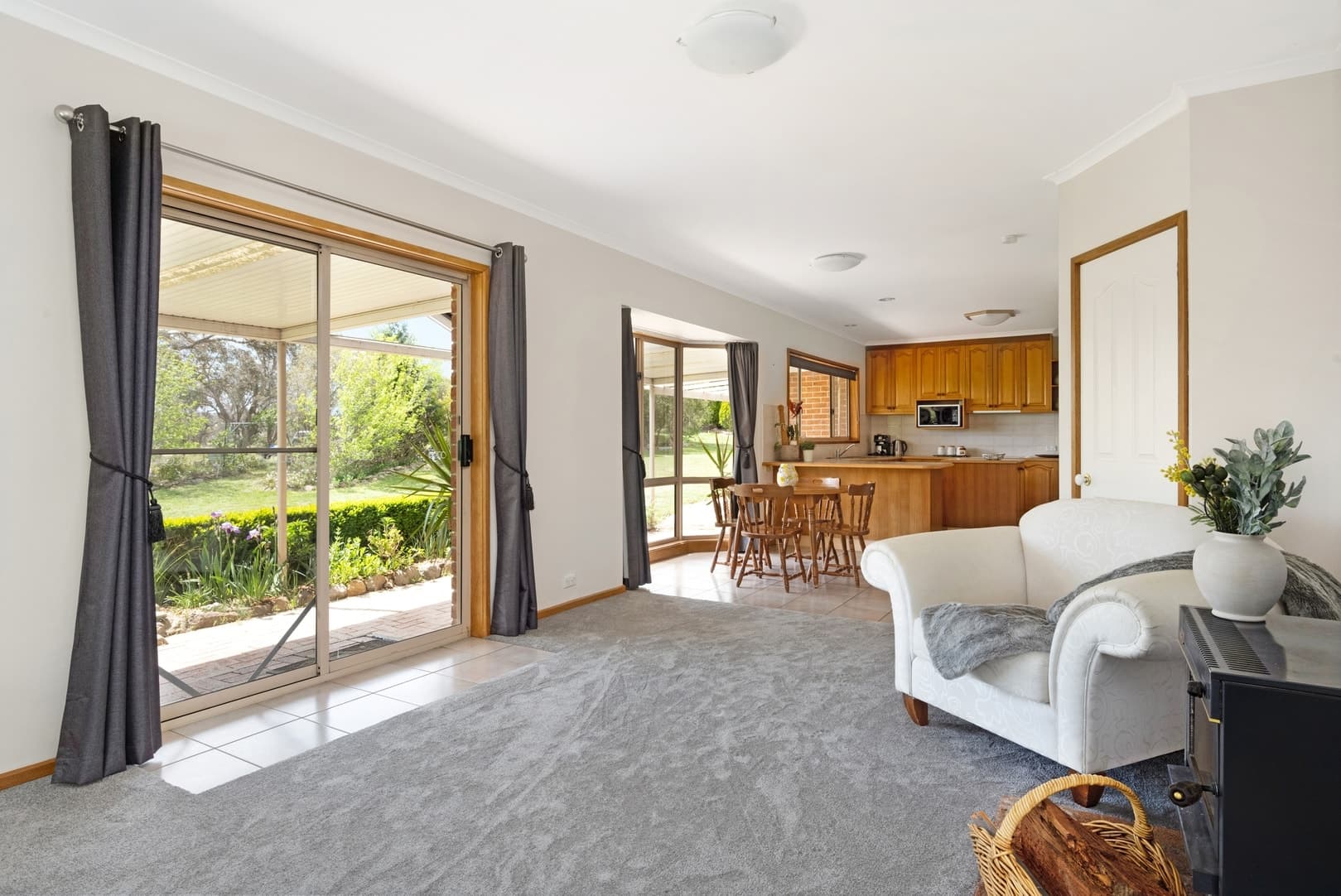 174 Fernleigh Drive, Googong NSW 2620, Googong - Thumbnail 7