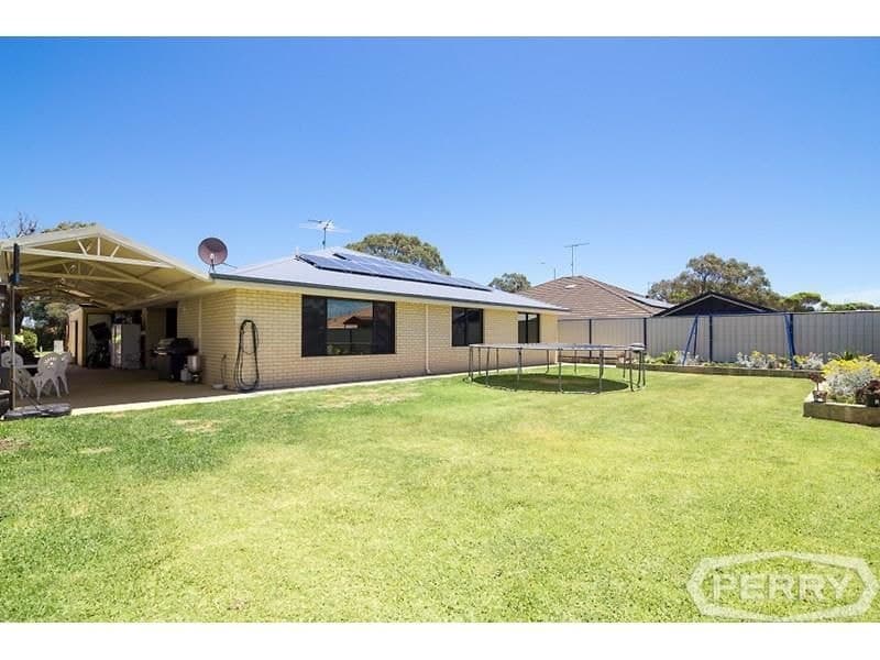 6 Grandmere Parade MEADOW SPRINGS WA, Meadow Springs - Thumbnail 2