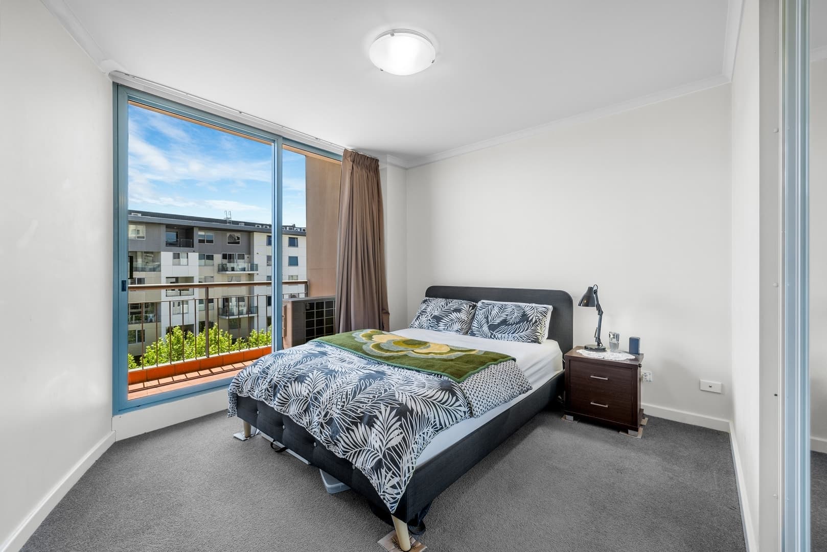 502/16 Moore Street, City ACT 2601, City - Thumbnail 6
