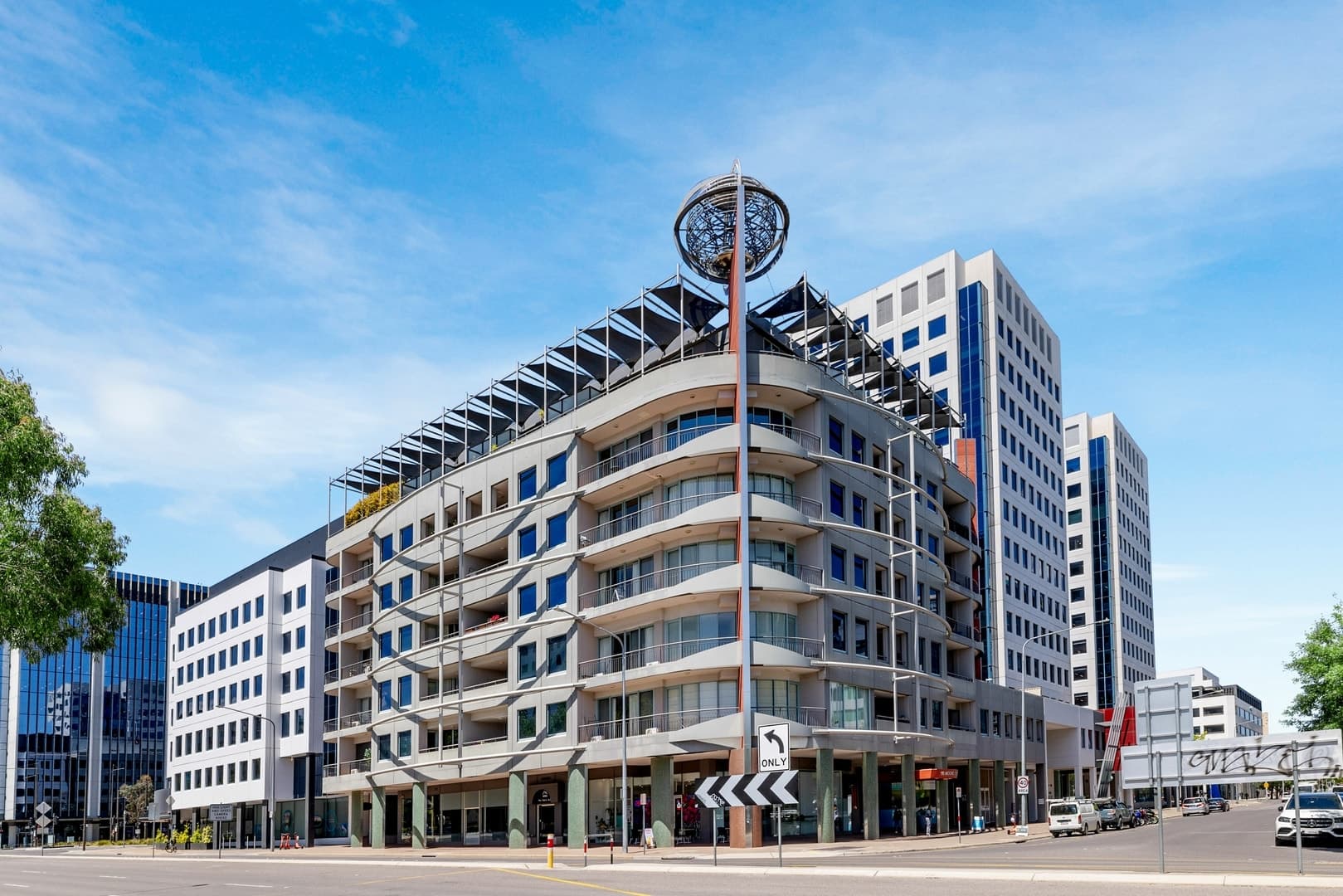 502/16 Moore Street, City ACT 2601, City - Thumbnail 8