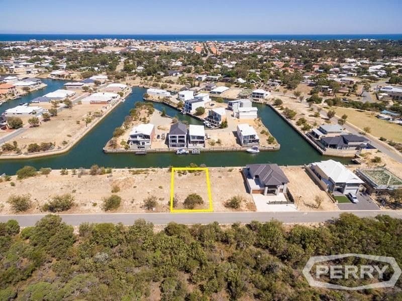 30 Bluemanna Drive, WANNANUP, Wannanup - Thumbnail 4