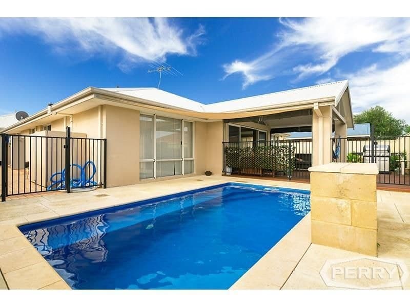 12 Virginia Turn MADORA BAY WA, Madora Bay - Thumbnail 2