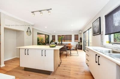 2 Premier Close Port Macquarie NSW, Port Macquarie - Thumbnail 2