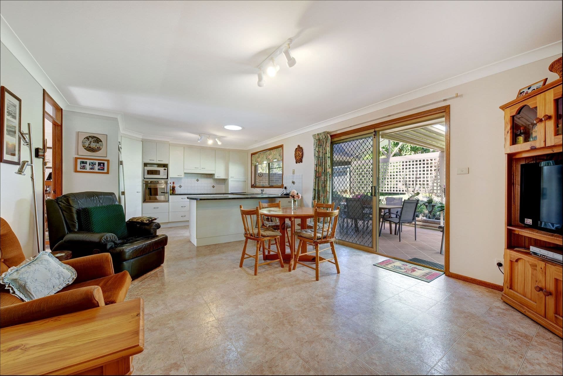 18 Orchid Avenue Port Macquarie NSW, Port Macquarie - Thumbnail 5