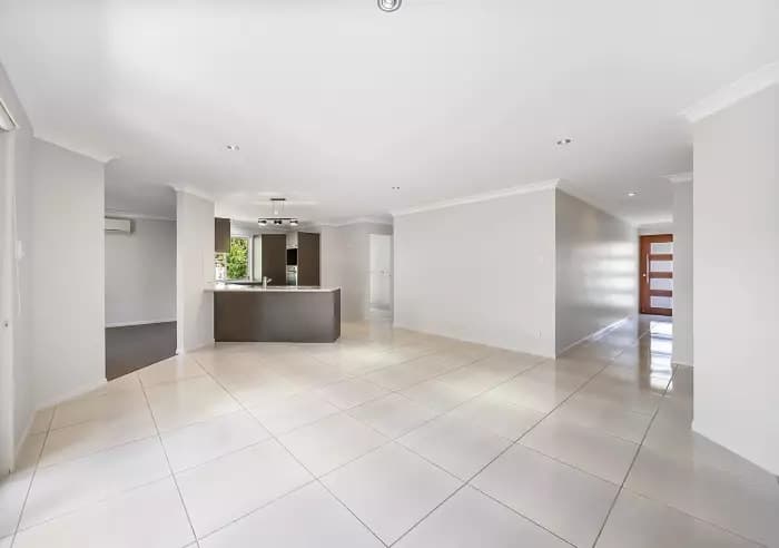 44 Hillsborough Circuit, Mountain Creek, Tender - Thumbnail 5