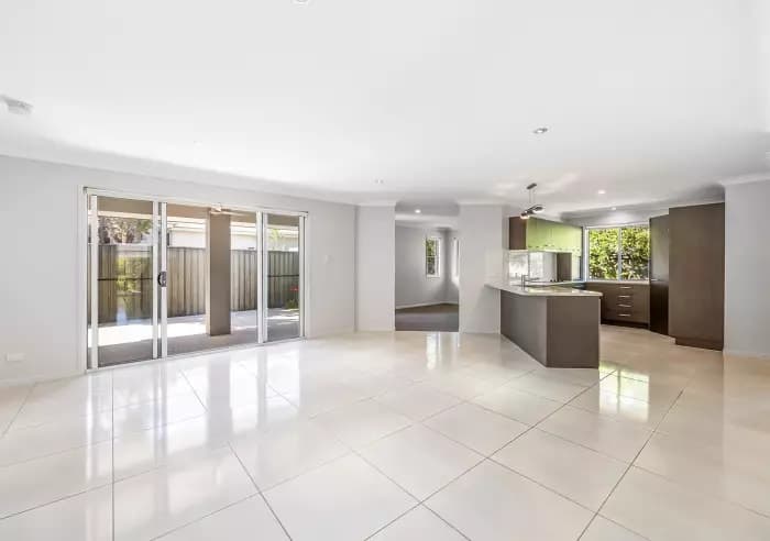 44 Hillsborough Circuit, Mountain Creek, Tender - Thumbnail 6
