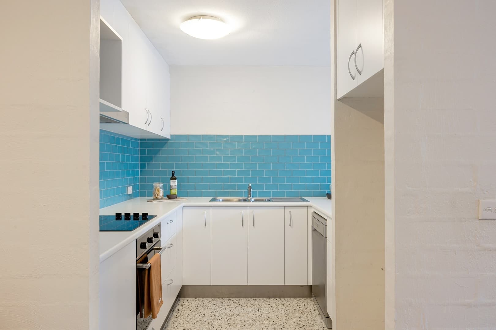 2/47 Eyre Street, Kingston ACT 2604, Kingston - Thumbnail 4