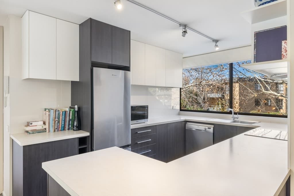 30/18 Currie Crescent, Kingston ACT 2604, Kingston - Thumbnail 3
