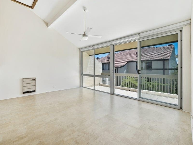 18/47 Eyre Street, KINGSTON ACT 2604, Kingston - Thumbnail 2