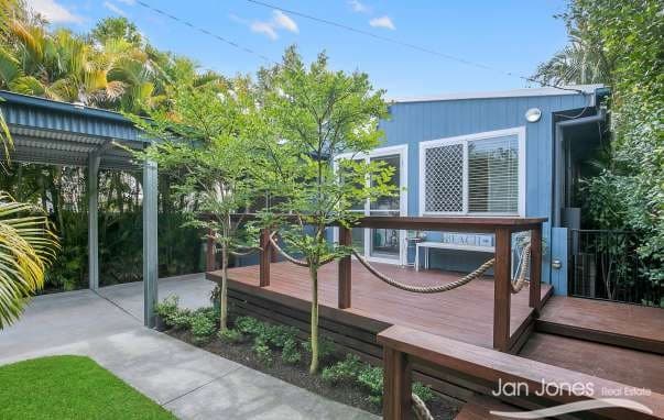 33a McAneny Street, Redcliffe - Image 1
